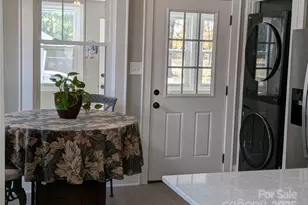 933 W Warren Street W, Shelby, NC 28150 - Photo 10