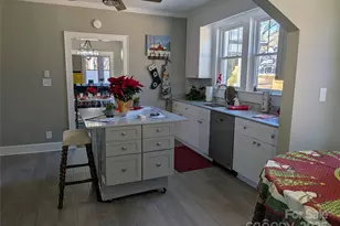 933 W Warren Street W, Shelby, NC 28150 - Photo 8