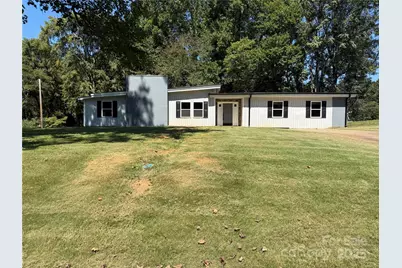 137 Forest Hills Drive, Gaffney, SC 29340 - Photo 2