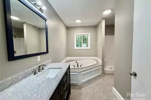 137 Forest Hills Dr, Gaffney, SC 29340 - Photo 12