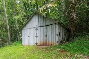 10 Beaverdam Knoll Rd, Asheville, NC 28804 - Photo 22