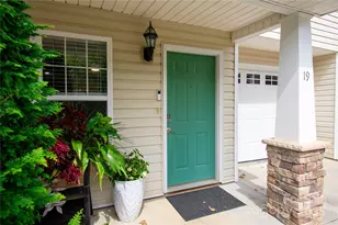 19 Singleton Ln, Fletcher, NC 28732 - Photo 2