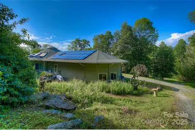 1024 Arrowhead Ridge Road, Spruce Pine, NC 28777 - Photo 40