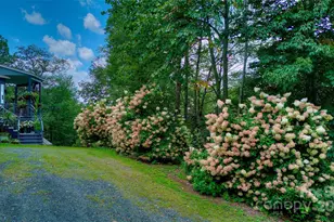 1024 Arrowhead Ridge Rd, Spruce Pine, NC 28777 - Photo 38