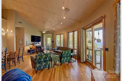 1024 Arrowhead Ridge Road, Spruce Pine, NC 28777 - Photo 12