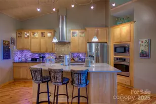 1024 Arrowhead Ridge Rd, Spruce Pine, NC 28777 - Photo 18