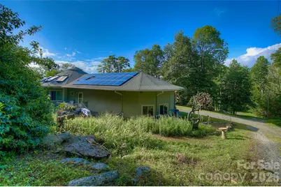 1024 Arrowhead Ridge Road, Spruce Pine, NC 28777 - Photo 42