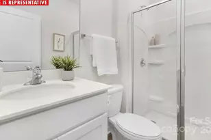 11301 Cardinal Crk Ave, Charlotte, NC 28215 - Photo 12