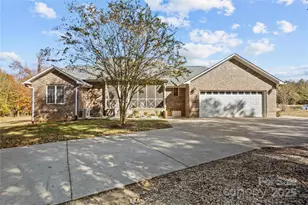 2247 Kingsburry Rd, York, SC 29745 - Photo 6