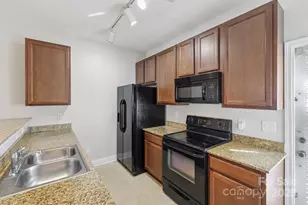 12720 Livengood Ln, Charlotte, NC 28269 - Photo 10