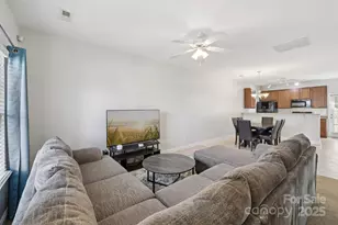 12720 Livengood Ln, Charlotte, NC 28269 - Photo 6