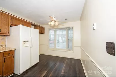 911 Shelby Drive #E, Greensboro, NC 27409 - Photo 8