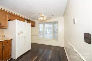 911 Shelby Dr, Greensboro, NC 27409 - Photo 8