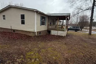 4191 Peachtree Ln, Granite Falls, NC 28630 - Photo 10