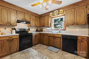 4920 Surfwood Dr, Sherrills Ford, NC 28673 - Photo 12