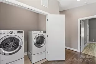 1409 N Alexander St, Charlotte, NC 28205 - Photo 32