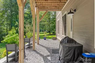 937 Monte Vista Rd, Candler, NC 28715 - Photo 36