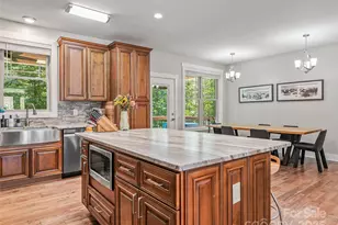 937 Monte Vista Rd, Candler, NC 28715 - Photo 12