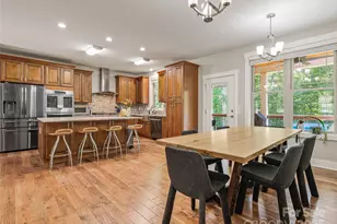 937 Monte Vista Rd, Candler, NC 28715 - Photo 14