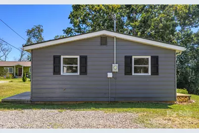 26 Center Street, Candler, NC 28715 - Photo 22