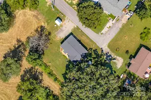 26 Center St, Candler, NC 28715 - Photo 26