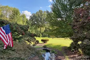 2240 E Cumming Woods Ln, Hendersonville, NC 28739 - Photo 28