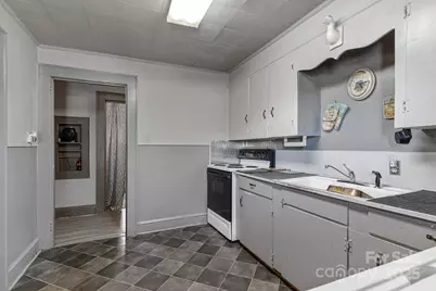 114 Norwood Drive, Charlotte, NC 28208 - Photo 12