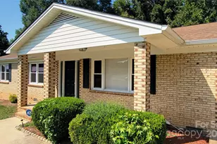 4841 Greenwood Dr, Gastonia, NC 28052 - Photo 2