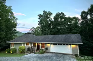 939 Morgan Hill Rd, Black Mountain, NC 28711 - Photo 2