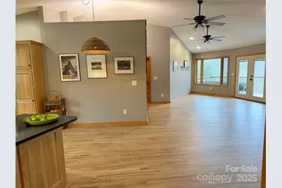 939 Morgan Hill Road, Black Mountain, NC 28711 - Photo 6