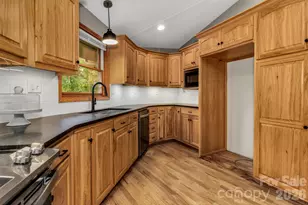 939 Morgan Hill Rd, Black Mountain, NC 28711 - Photo 32