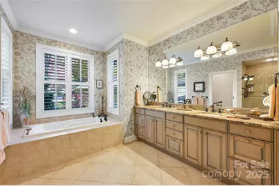 60 S Kuykendall Court, Hendersonville, NC 28739 - Photo 26