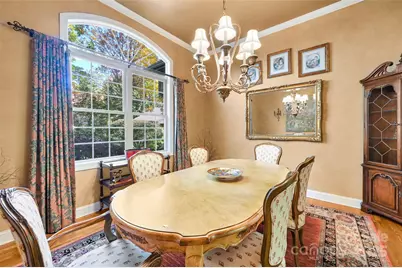 60 S Kuykendall Court, Hendersonville, NC 28739 - Photo 10