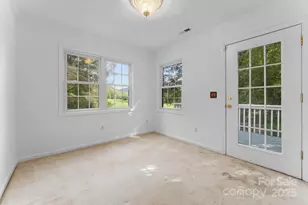 90 Wilds Cove Rd, Franklin, NC 28734 - Photo 30