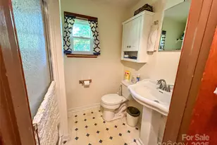 241 Canada Rd, Tuckasegee, NC 28783 - Photo 12