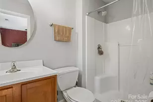 404 Villas Ct, Asheville, NC 28806 - Photo 14