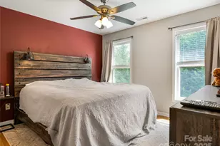 404 Villas Ct, Asheville, NC 28806 - Photo 12