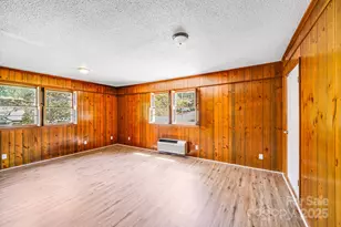 830 Cabaniss Dr, Shelby, NC 28150 - Photo 2