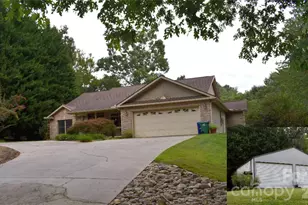 5 Kari Cir, Candler, NC 28715 - Photo 1