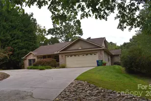 5 Kari Cir, Candler, NC 28715 - Photo 2