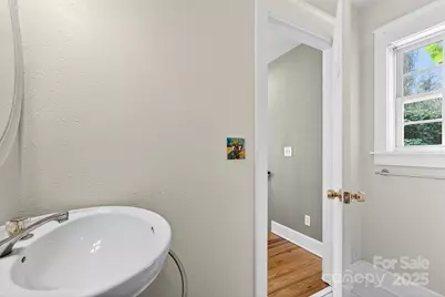 160 E Howard Street, Tryon, NC 28782 - Photo 20