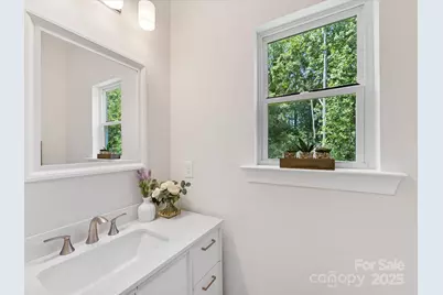 814 W Raleigh Avenue W, Statesville, NC 28677 - Photo 16