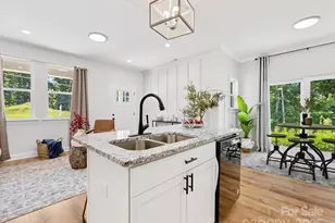 814 W Raleigh Ave W, Statesville, NC 28677 - Photo 12