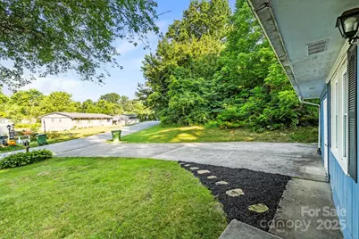 239 Yellowstone Drive, Fletcher, NC 28732 - Photo 4