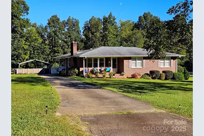 802 Linden Drive, Chester, SC 29706 - Photo 1