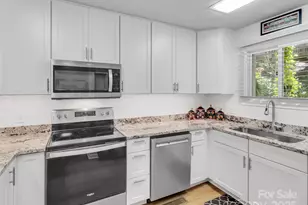 87 Willow Rd, Waynesville, NC 28786 - Photo 18