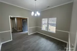 12042 Mallard Ridge Dr, Charlotte, NC 28269 - Photo 8