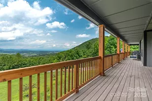 11 Farm Cove Ln, Leicester, NC 28748 - Photo 2