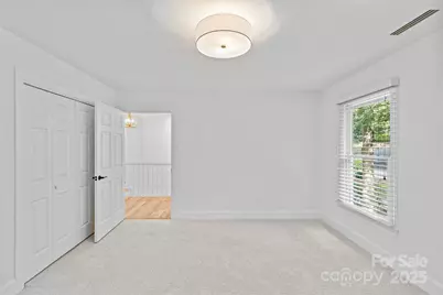3041 Valencia Terrace, Charlotte, NC 28211 - Photo 32