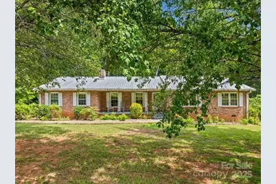 290 S Grandview Road, Clover, SC 29710 - Photo 1